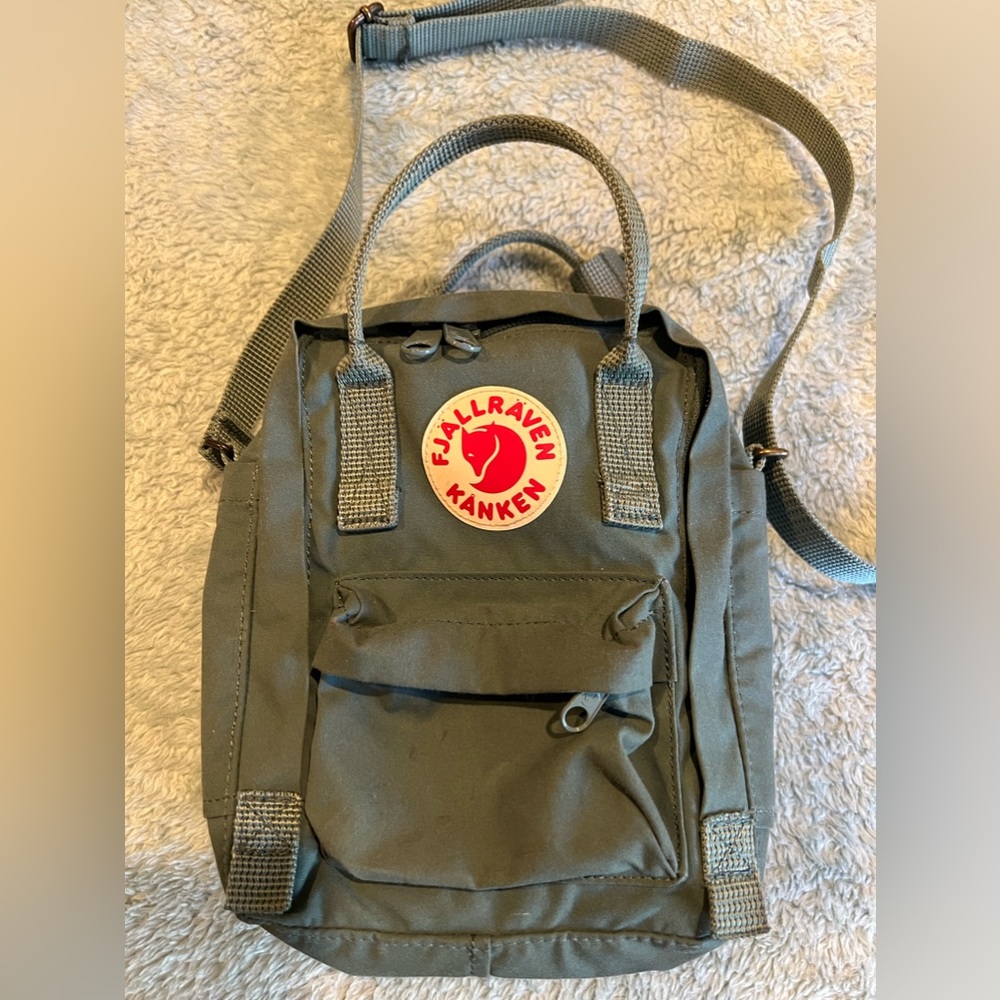 Fjallraven Kanken Sling Crossbody Bag